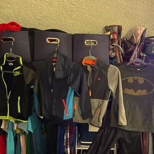 6 Size 7 Boys Sweatshirts (with bonus backup clothes)